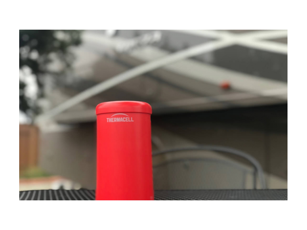 Detail view Thermacell patio shield to protect campers from summer pests