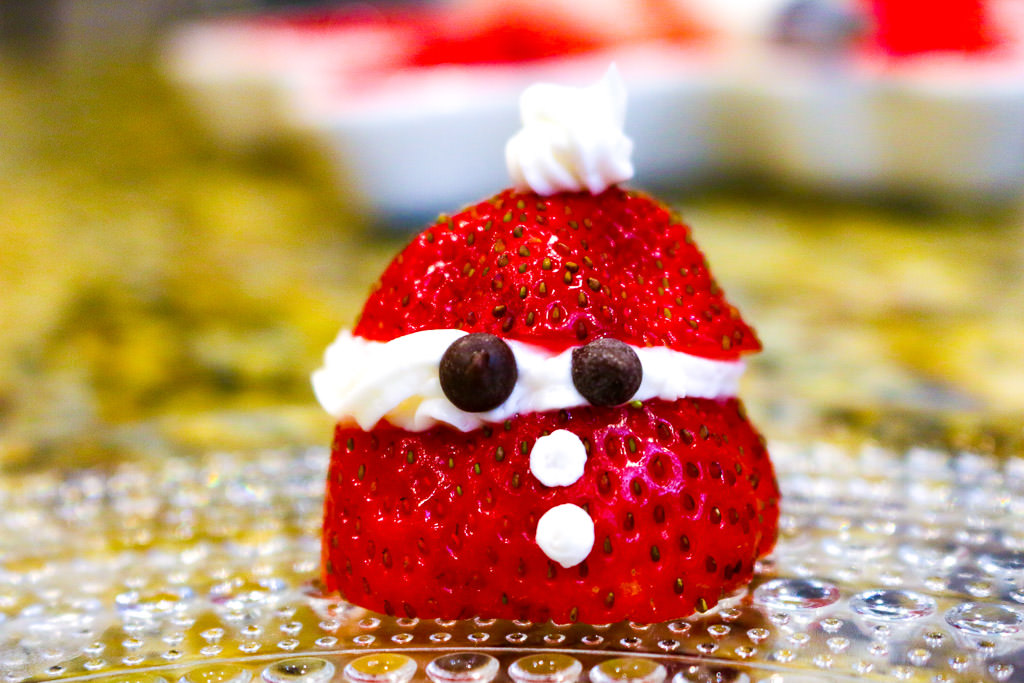 Strawberry Santa Fruity Treats